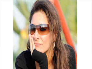 Polis arkadaşının silahını başına ateşledi