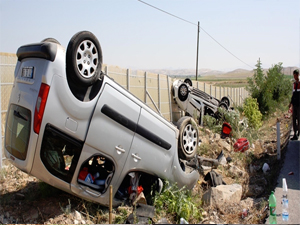 Kafa kafaya çarpıştılar!.. 4 ölü, 4 yaralı!