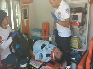 Ankara’da Polis Aracı Otomobille Çarpışarak Yan Yattı: 3 Yaralı