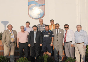 AKP'den Trabzonspor'a ziyaret