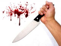 Sevgilisine kızdı, kalbine bıçak sapladı