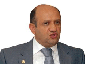 Teknoloji Bakanı  nikah şahidi oldu