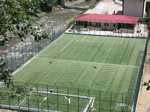 Hemşin'e futbol sahası