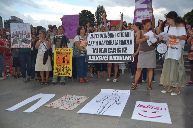 Arınç'ı böyle protesto ettiler