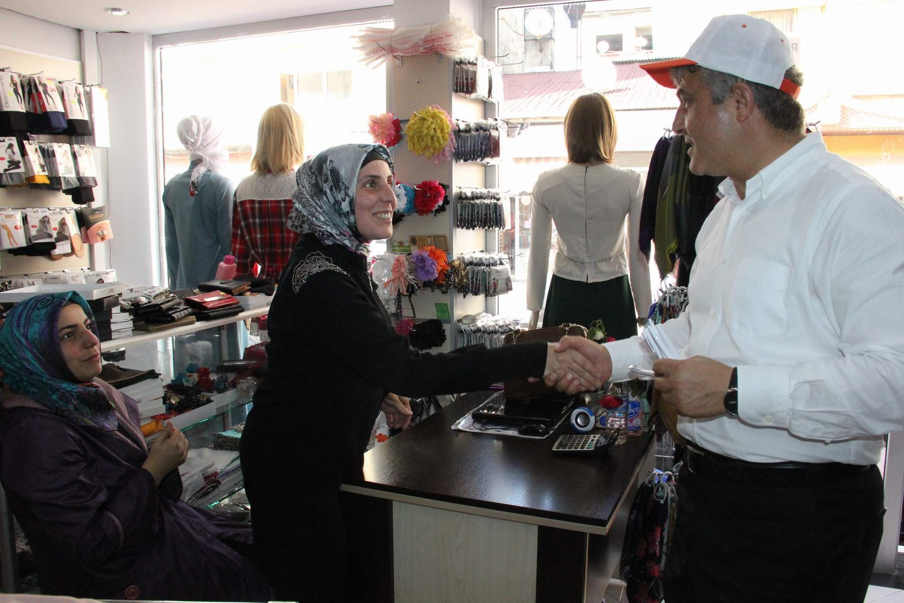 Günnar köşe bucak geziyor!