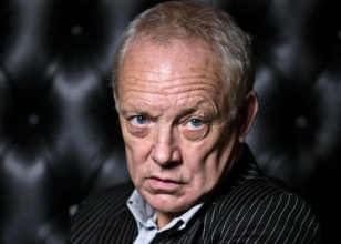 Ünlü menajer cinsiyetini değiştiriyor!