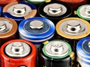 Bir pil bakın neler yapıyor!