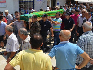 Doğum gününde intihar eden polis toprağa verildi