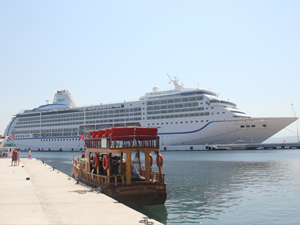 Dev gemi Trabzon'a geliyor!