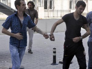 Böyle evlat olmaz olsun...