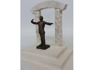 Ünlü sanatçının heykelini dikecekler