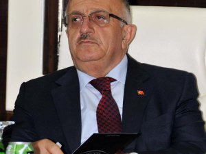 Bakan Yardımcısı Yahya Baş'tan Trabzon Limanı'na Ziyaret: Çalışmalar Yerinde İncelendi