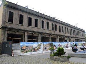 Eski belediye binasının yerinde ne olacak?