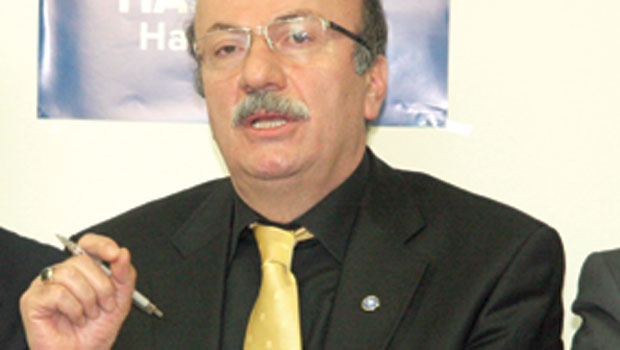 Bekaroğlu, ben İnce'nin listesinde değilim