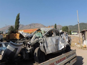 Denizli'de Gece Yarısı Dehşeti: Aynı Araçta 4 Can Kaybı