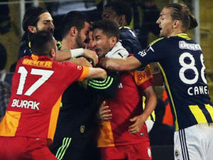 İngilizler' Volkan'a ayı dedi