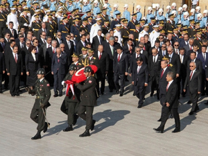 Devlet erkanı Anıtkabir'de! - 30 Ağustos 2014