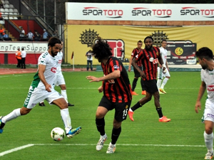 Eskişehir evinde galip!