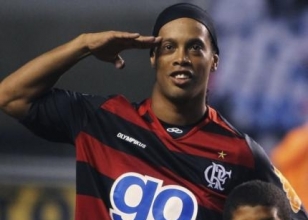 Ronaldinho'nun yeni takımı şaşırtacak