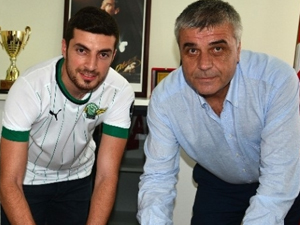 Kadir Keleş imzayı attı!