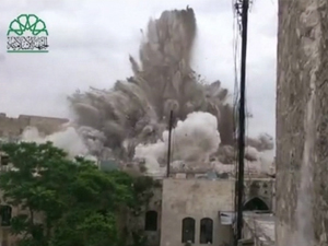 Suriye uçağı Harim'i bombaladı!