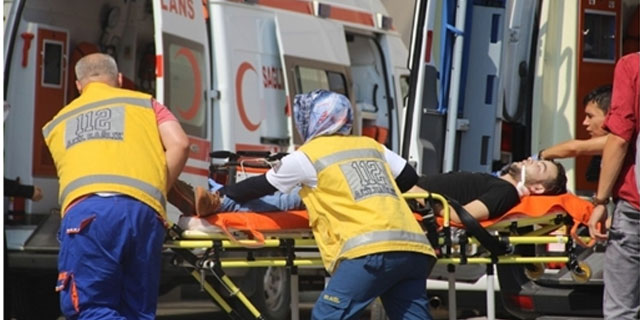 Kayıt yaptırırken yığıldı kaldı kurtarılamadı