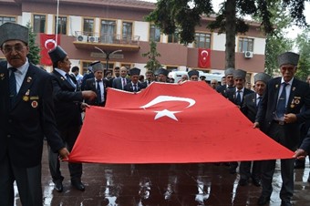 Film gibi kurtuluş töreni