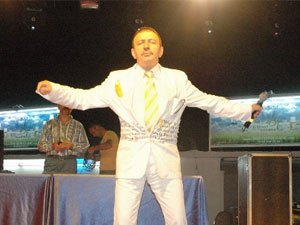 Topaloğlu boşanmaktan vazgeçti!