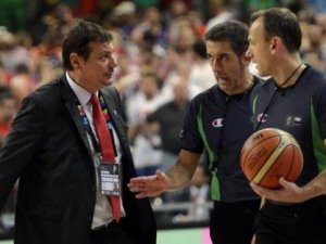 Milli menajer hakemlerden şikayetçi