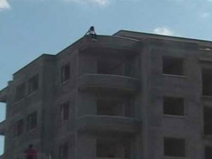 15 yaşındaki kız intihar etmek...