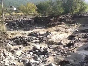 Sel fena vurdu: Ölü ve kayıplar...