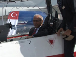 Türkiye yolcu uçağını bitiriyor