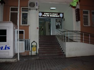 14 yaşındaki çocuk 3 kişiyi bıçakladı