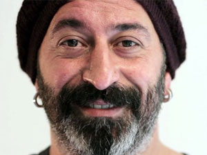 Bu film bordo mavililere çok uzakta!