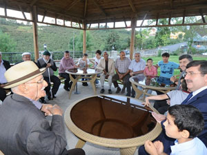 Vali Öz'den yaşlılar günü mesajı!
