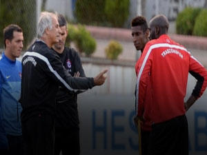 Yatabare ve Constant'la özel görüşme