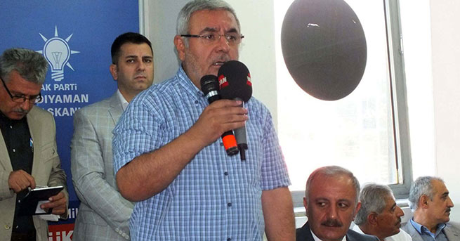 'Cübbeni çıkartacaksın Haşim efendi'