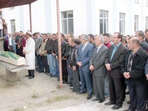 Trabzon askerine ağlıyor!