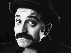 Bu defa annesi güldürdü ''Habu gazeteciler bizi niye çekiy..''