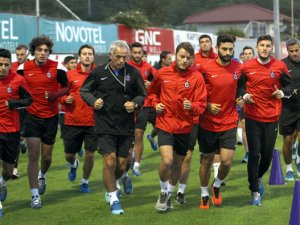 Trabzonspor'un antrenmanına kimler katılmadı?