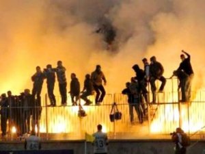 Fanatizm coşku mu, kişilik bozukluğu mu?