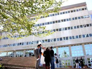 İİBF öğrencileri İsyanda!