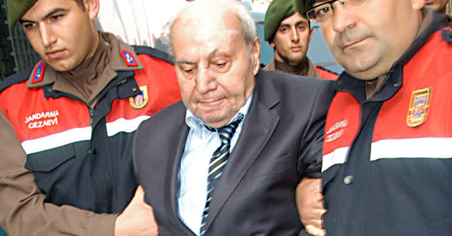 Hüseyin Üzmez hayatını kaybetti