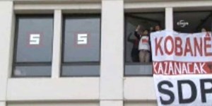 Kobani için EL Cezire Türk'ün Ankara ofisini bastılar