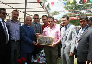 Teröre 300 milyar dolar