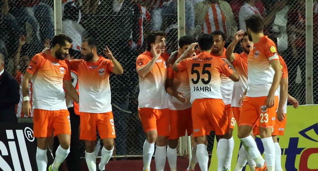 Adana derbisi Adanaspor'un