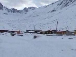 Rize'de mahsur kalan 2 kişi kurtuldu