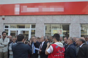 Rize'de CHP'den tabela tepkisi