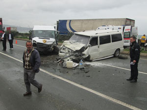 Trabzon'da yağmur kaza getirdi