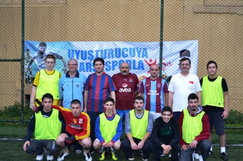 Yaşlı kurtlar gençleri yendi!